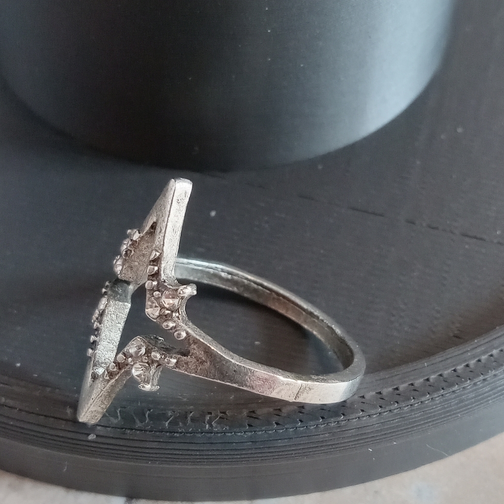 Silver Star Ring - Picture 5 of 6